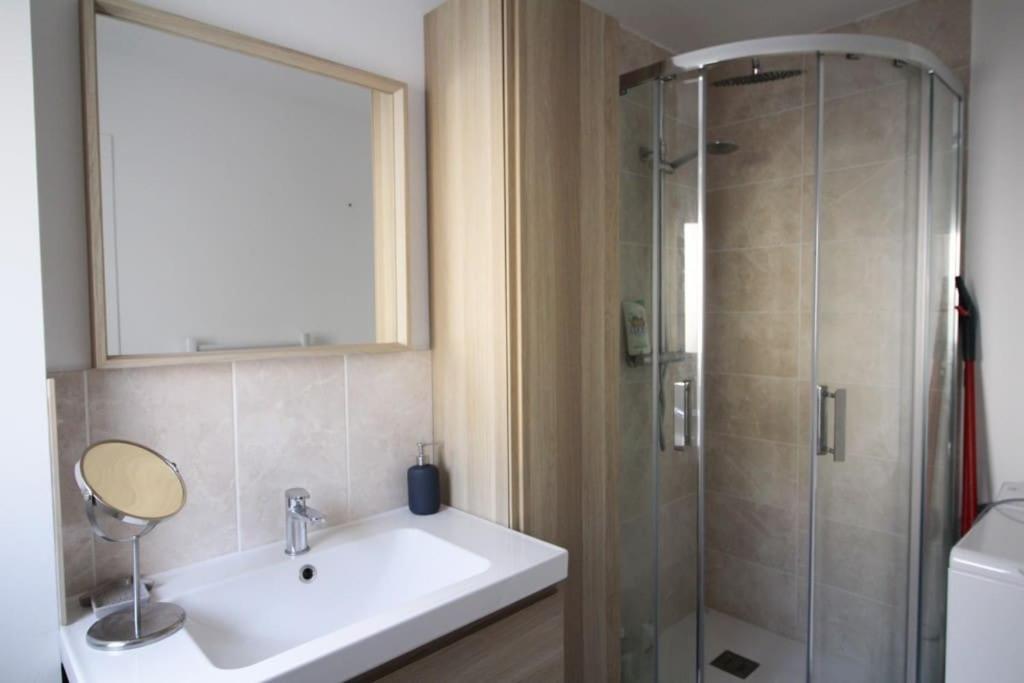 Appartement Avec Terrasse Privee, Plage A Pied Saint-Aubin-Sur-Mer  Luaran gambar